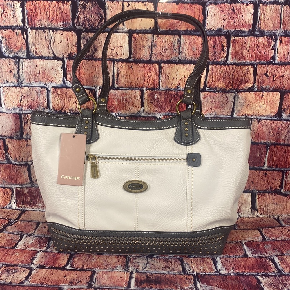 ⭐️ Concept Fanning Tote ⭐️ FINAL SALE ⭐️
